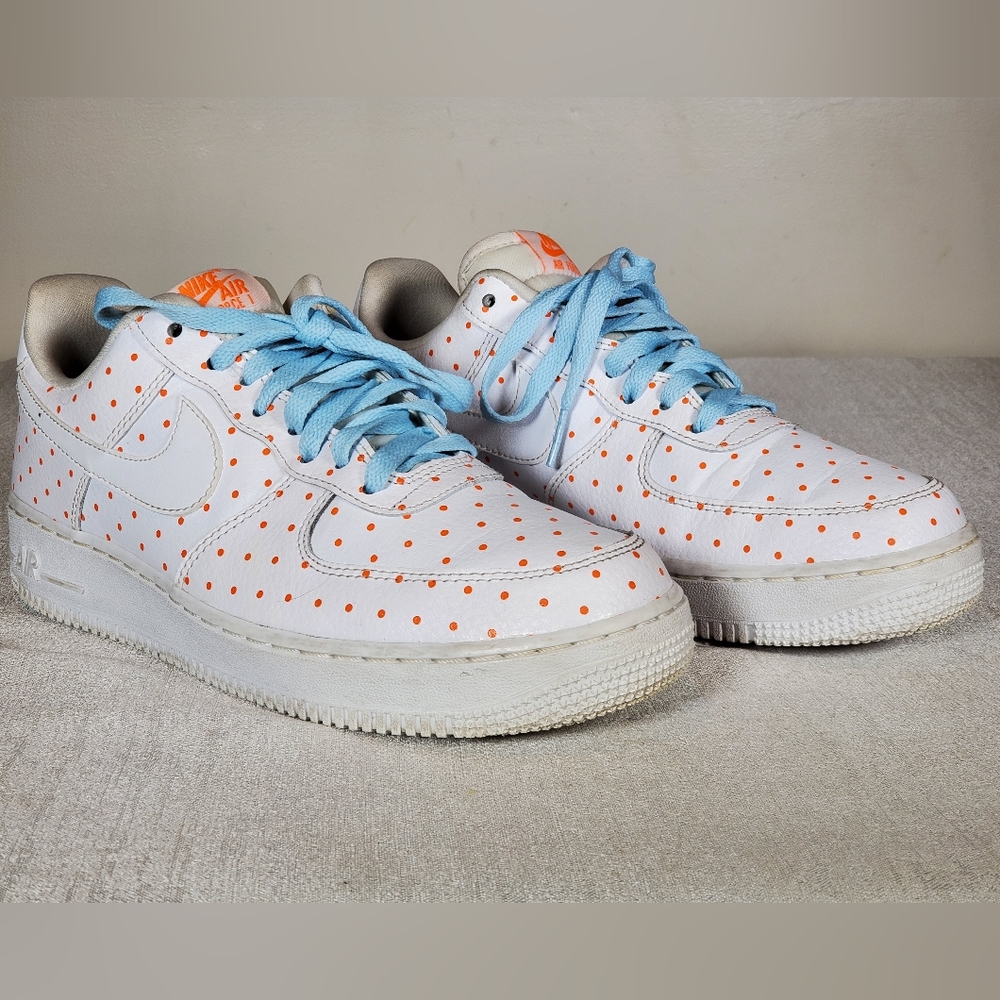 EUC Nike Air Force 1 Low ’07 Polka Dots White Orange AT5019-100 Women's Sz US 9